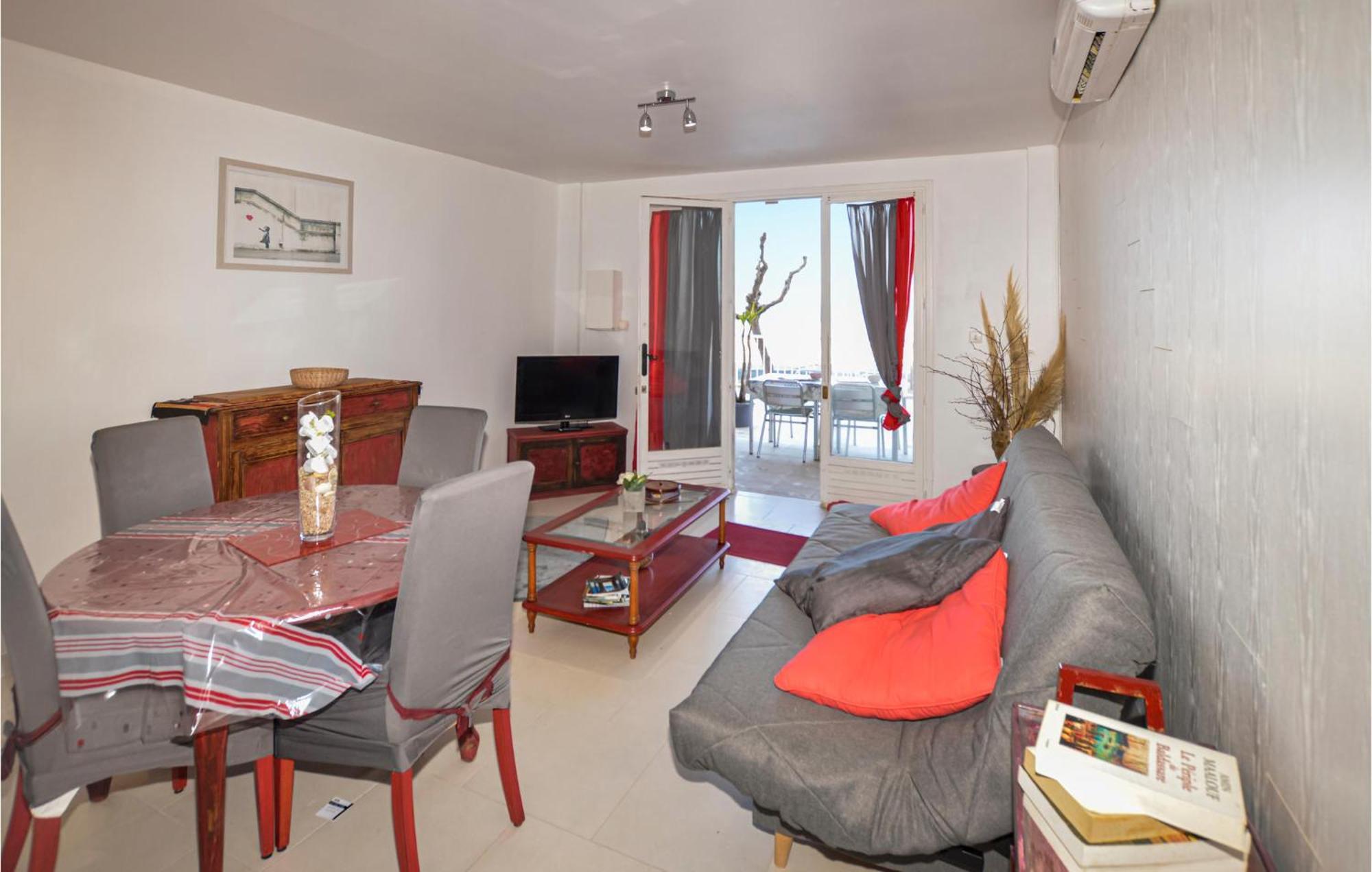 Cozy Apartment In Propriano With Kitchen Buitenkant foto